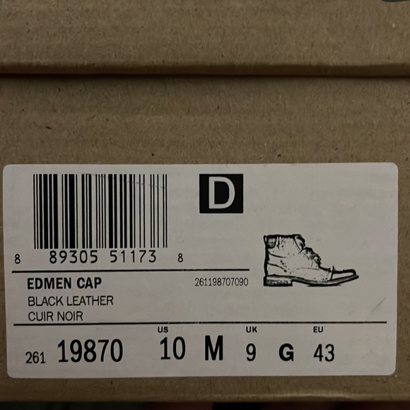 Clarks Mid Rise Boot - Picture 2 of 4